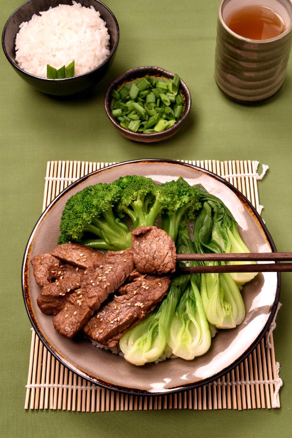 Korean Barbecue Flavor Beef Bowls | WednesdayNightCafe.com