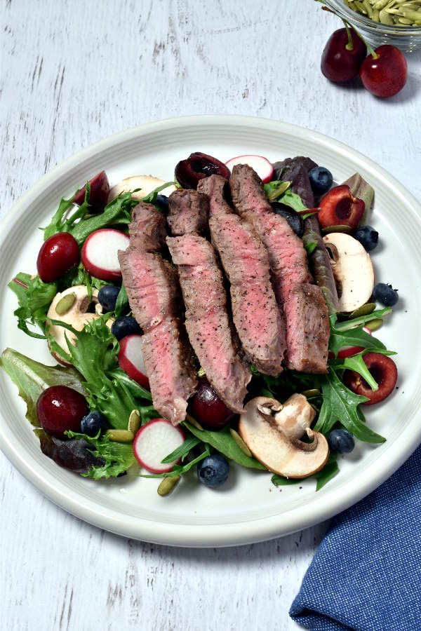 Steak Salad with Cherries and Blueberries| WednesdayNightCafe.com