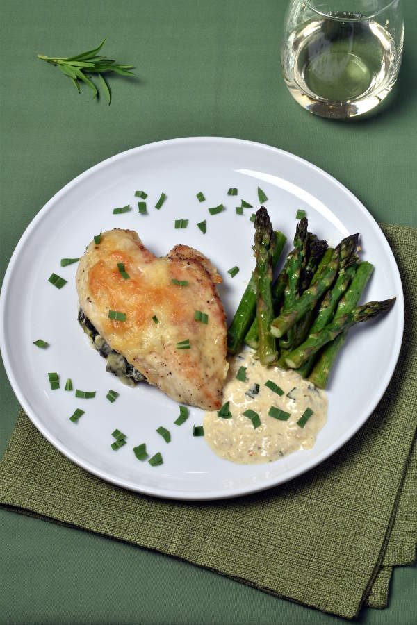 Spinach, Tarragon, and Swiss Stuffed Chicken Breast | WednesdayNightCafe.com