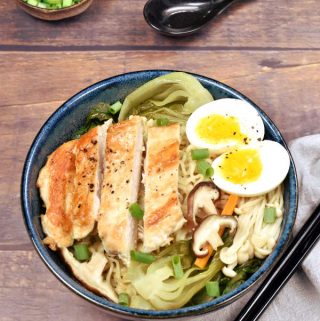 Chicken and Vegetable Ramen Noodle Soup| WednesdayNightCafe.com